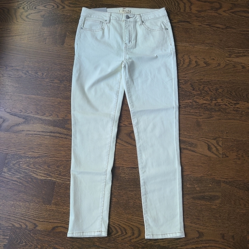 NWT Harper Heritage Francesca's white jeans pants sz.29